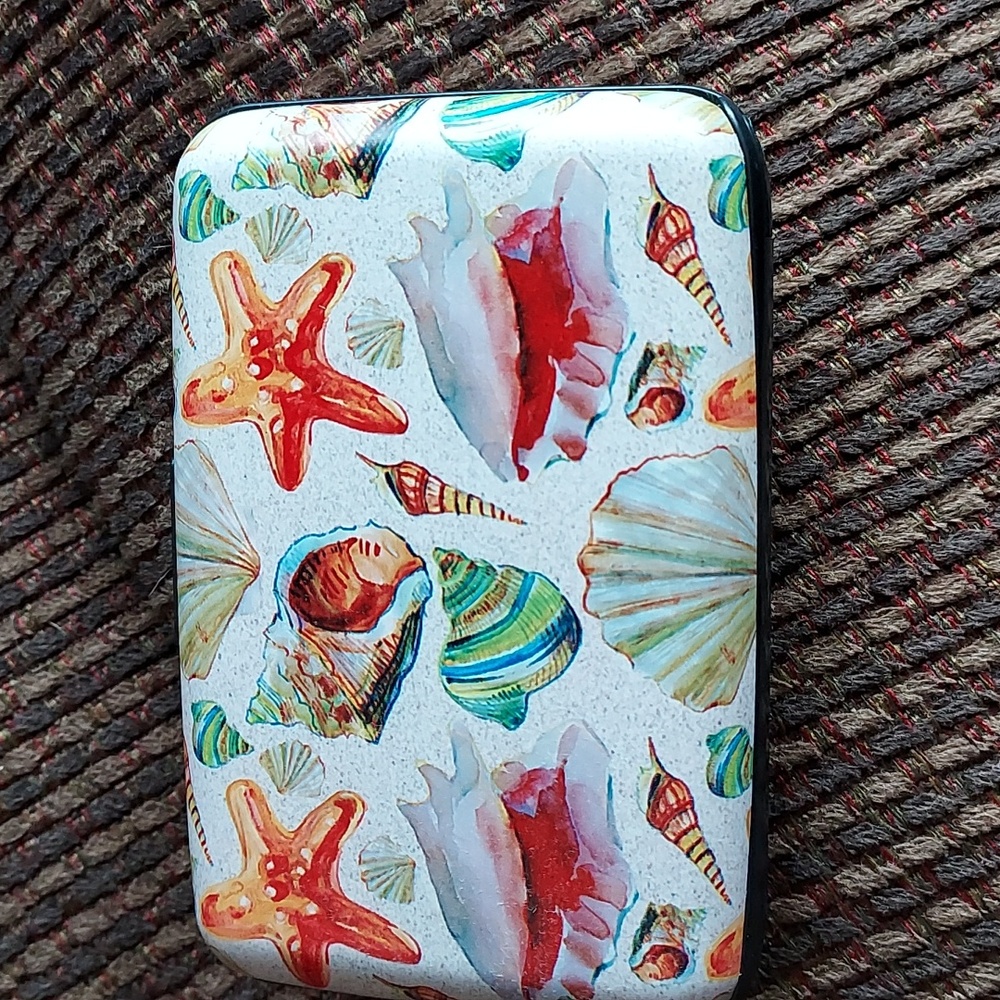 Armored Wallet